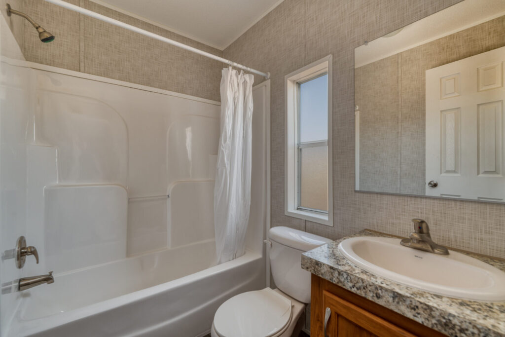 Fat Boy Bed/ 2 Bath In Ocala | Uncle Roy's Mobile Homes | Ocala, FL